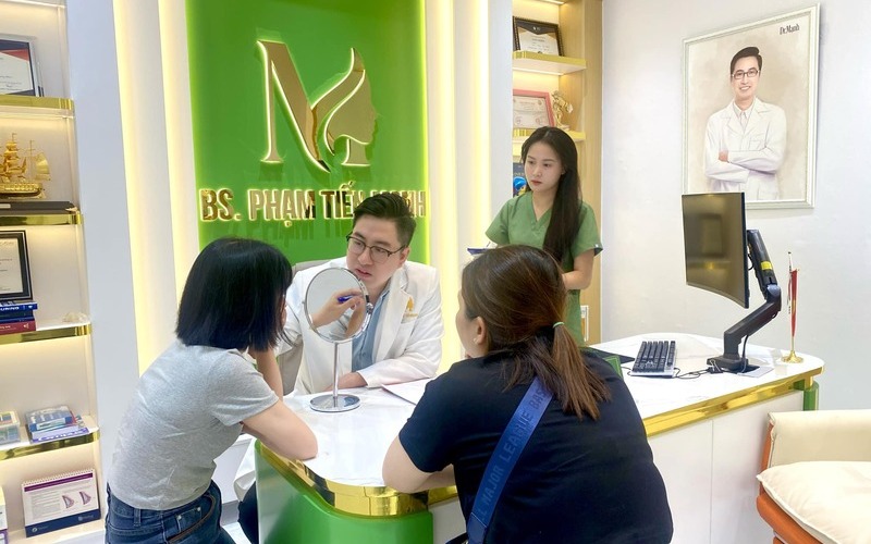 Đội ngũ bác sĩ chuyên khoa, nắm vững kỹ thuật và có nhiều năm kinh nghiệm (Nguồn: Thẩm Mỹ MD Change Life)