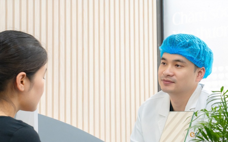 Tư vấn cắt cơ cau mày tại Thẩm mỹ viện Ethics (Nguồn: Internet)