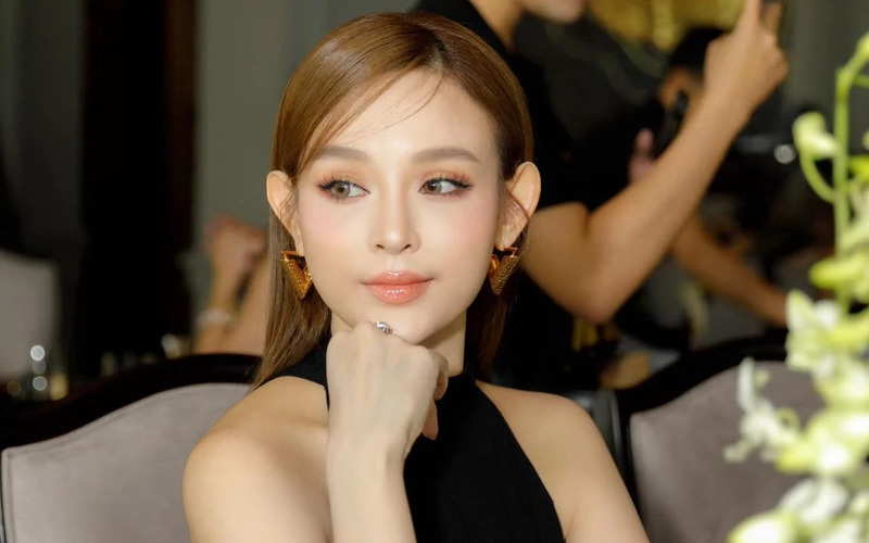 Mặt baby sau cấy mỡ má (Nguồn: Internet)