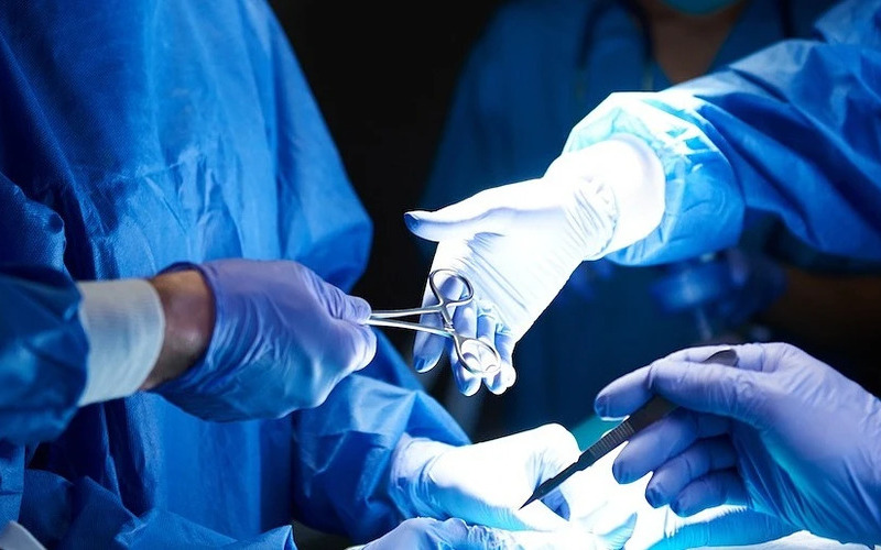 Giá nâng mông bao gồm chi phí phẫu thuật (Nguồn: Internet)