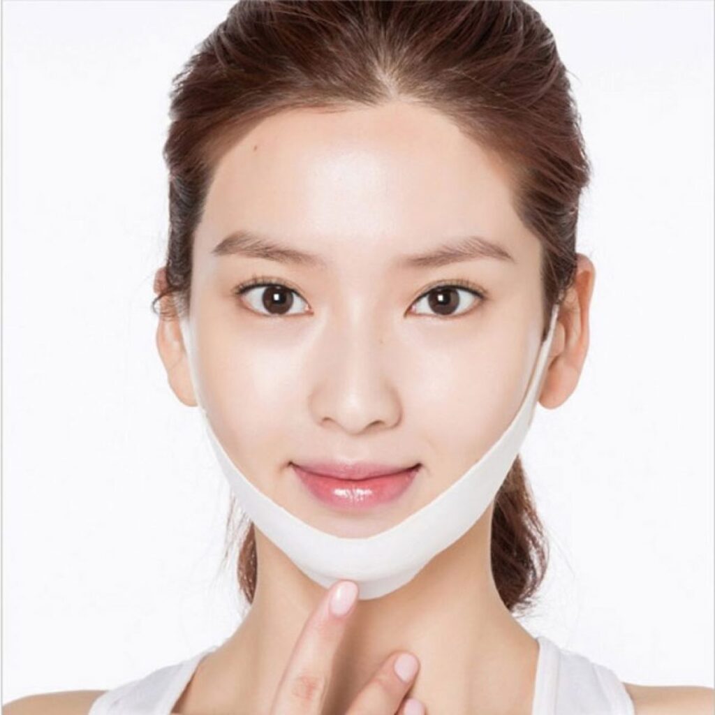 Chăm sóc sau hút mỡ nọng cằm (Nguồn: Internet)