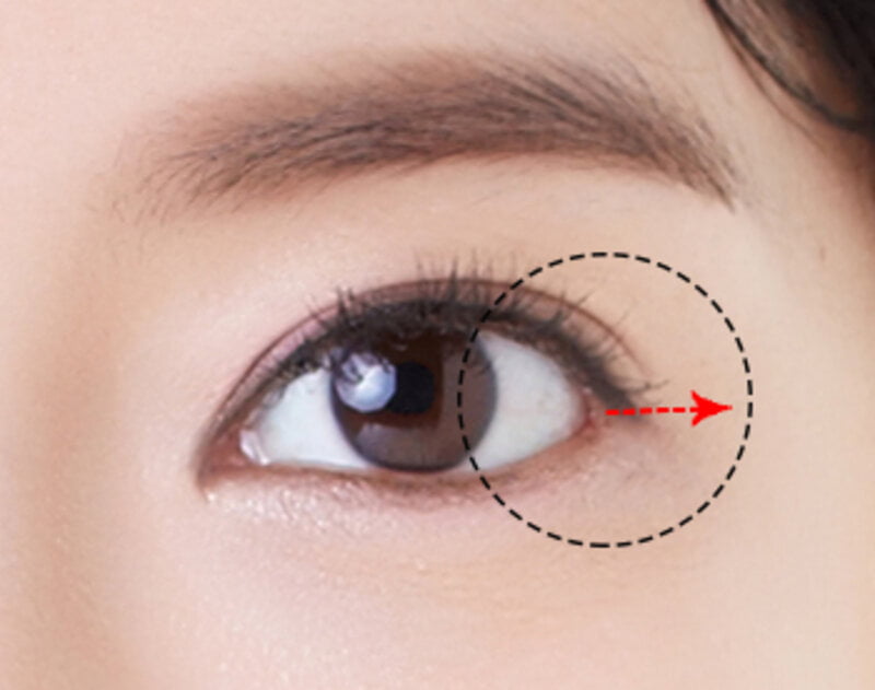 Mở góc mắt ngoài - Phương pháp phổ biến nhiều chị em thực hiện (Nguồn: Internet)