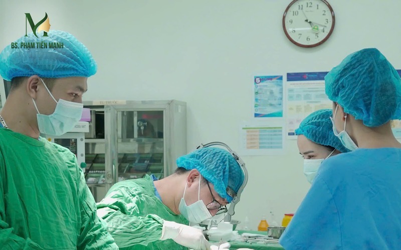 Sửa mũi nâng hỏng Hà Nội với MD Change Life (Nguồn: MD Change Life)