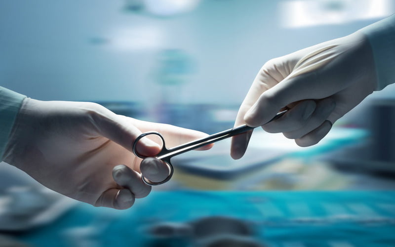 Phẫu thuật taọ hình tai thu hút tài lộc (Nguồn: Internet)