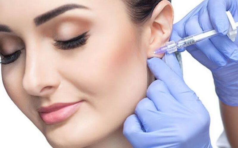 Tiêm tai tài lộc không đau đớn (Nguồn: Internet)