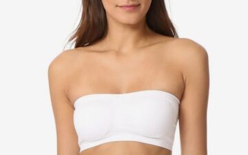 Mặc áo ngực chật khiến quầng vú bị thâm (Nguồn: Internet)